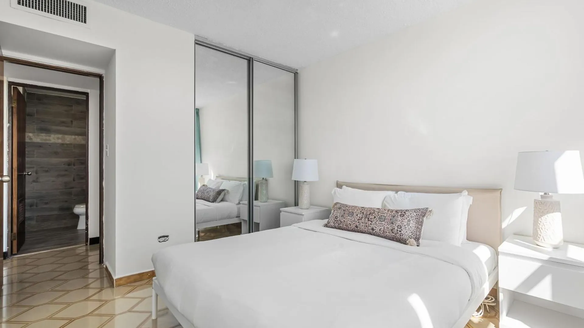 Beachfront Isla Verde Beach Balcony View Pool Σαν Χουάν Πουέρτο Ρίκο