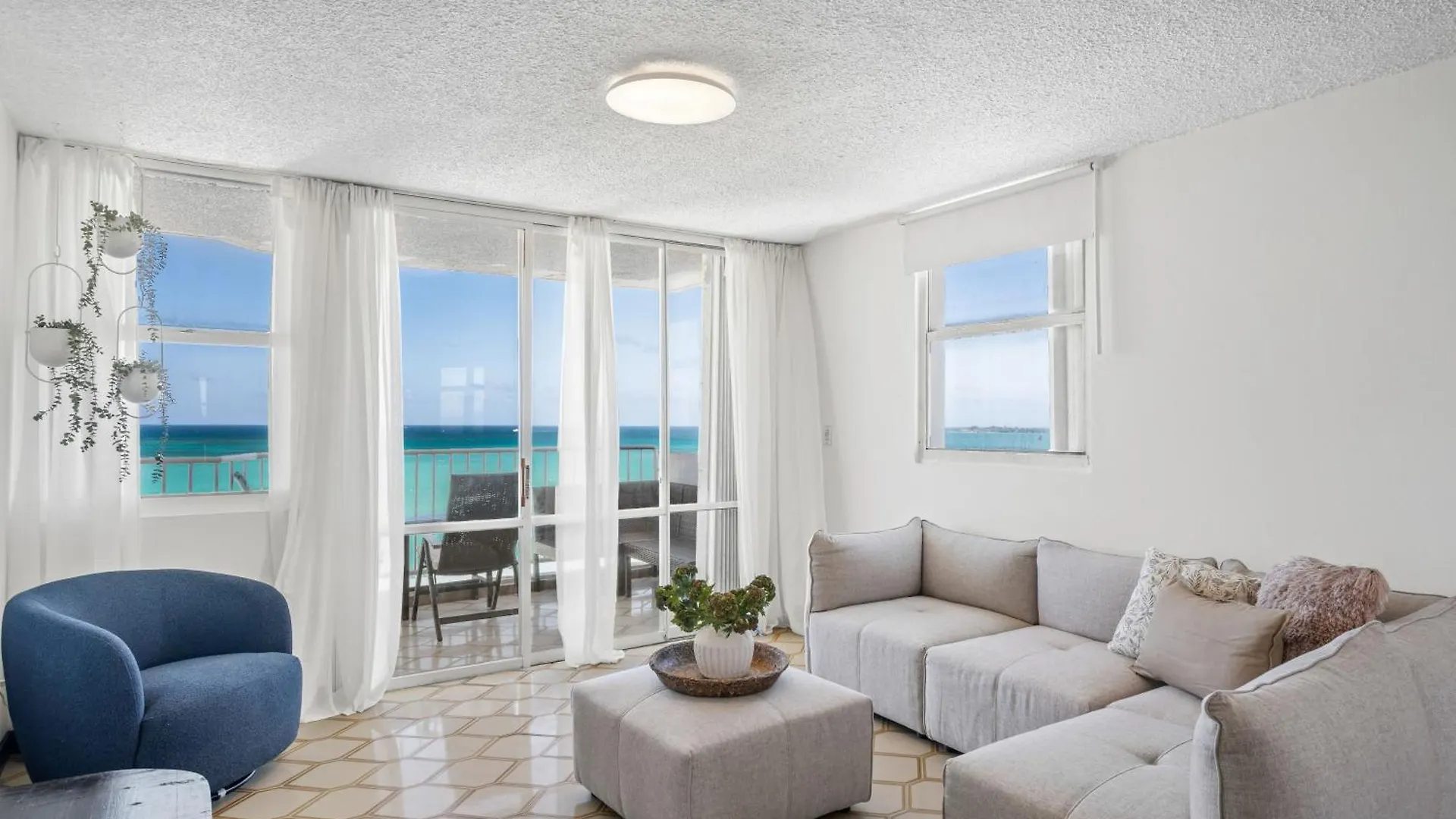 Apartment Beachfront Isla Verde Beach Balcony View Pool San Juan Puerto Rico