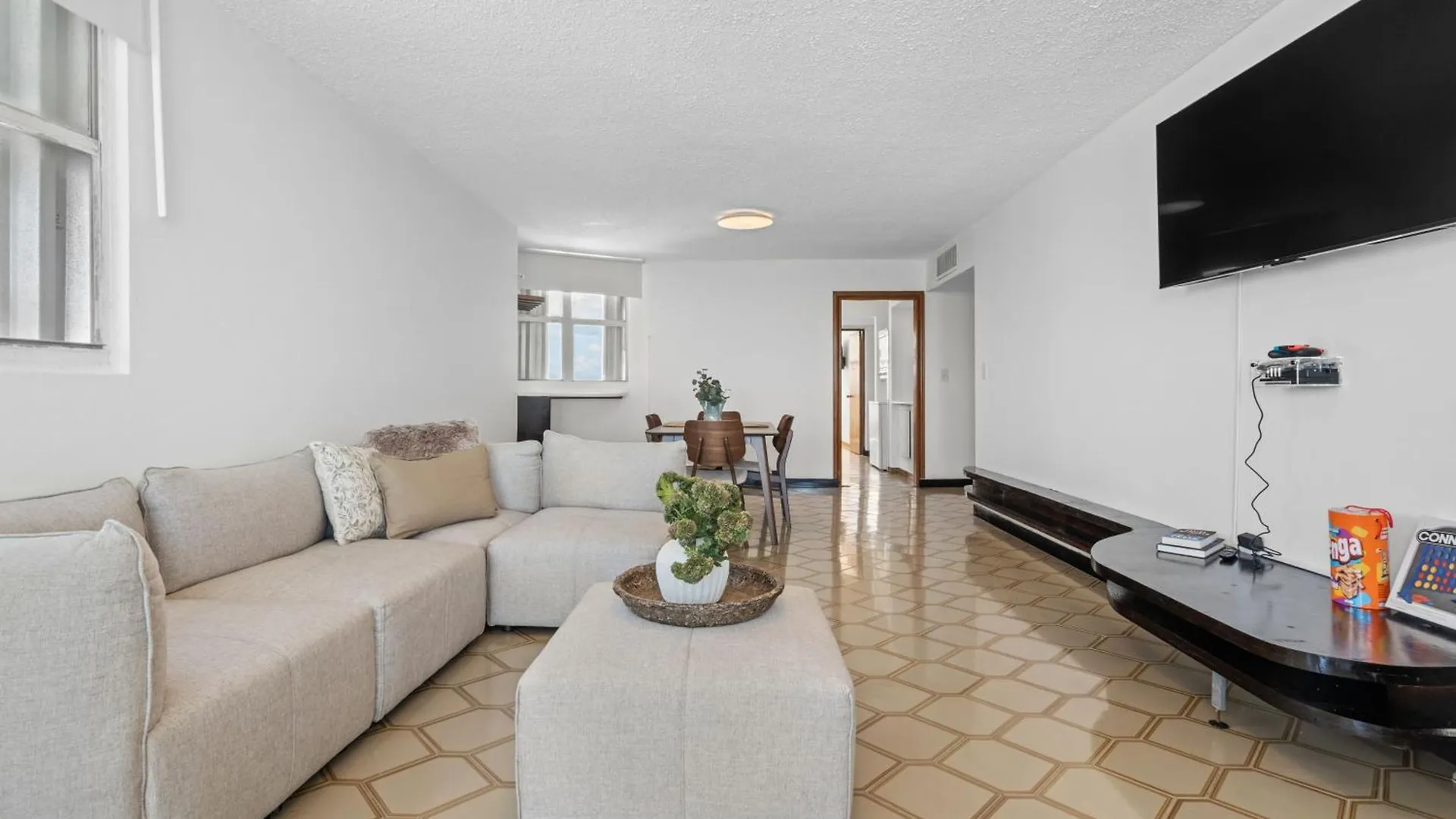Beachfront Isla Verde Beach Balcony View Pool San Juan Apartment