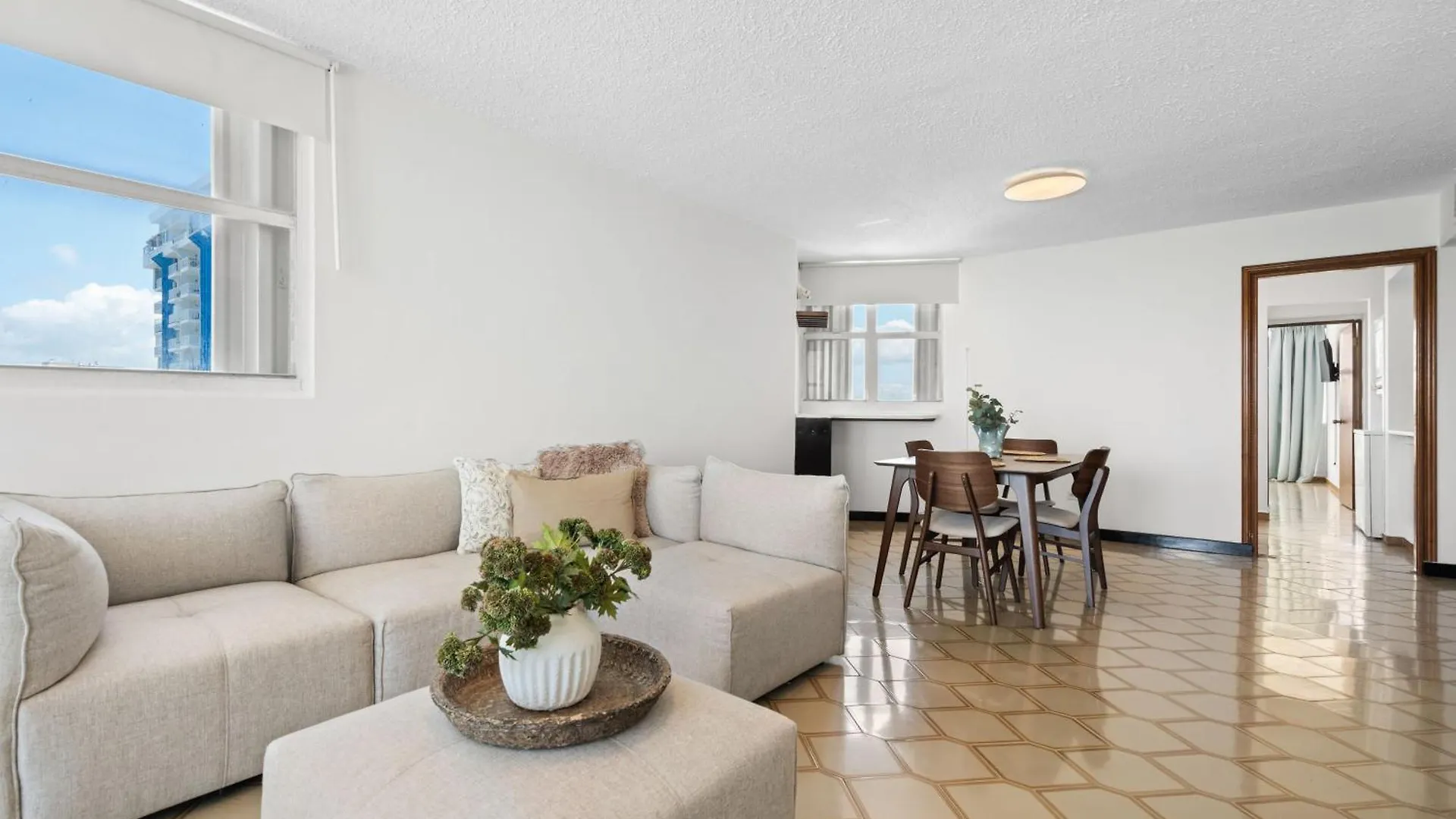 Beachfront Isla Verde Beach Balcony View Pool San Juan Apartment